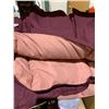 Image 2 : Double Quilt with 2 Matching Shams Reversible