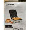 Image 2 : Cuisinart Belgian Waffle Maker with Pancake Plate, Model WAF-300P1