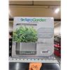 Image 1 : AeroGarden Harvest Elite Indoor Garden System