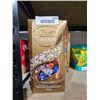 Image 2 : Lindt Lindor Assorted Chocolate Truffles – 900g