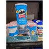 Image 2 : Pringles Salt and Vinegar Flavored 156g Canisters Set