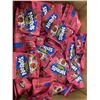 Image 2 : Nerds Gummy Clusters Treat Size 300 Pouches 9.3 Lbs