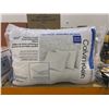 Image 2 : Calvin Klein Premium Luxury Down Alternative Pillows, Queen Size, Two-Pack