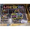 Image 2 : Lite-Brite Retro Design Toy
