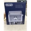 Image 2 : DE'LONGHI MANUAL ESPRESSO AND CAPPUCCINO MACHINE - TESTED WORKING, RETAIL $229