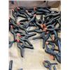 Image 2 : TRAY OF 37 CLAMPS