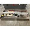Image 2 : CRAFTSMAN TOOLBOX WITH FLOORING TOOLS