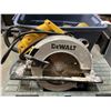 Image 2 : DEWALT CIRCULAR SAW, CAR JACK, PRY BAR AND TOOL BOX WITH CONTENTS