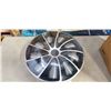 Image 2 : NEW SET OF 15 INCH PREMIUM WHEEL COVERS