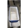 Image 2 : COLEMAN COOLERS AND ICE PACKS