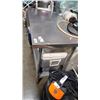 Image 2 : 2' X 4' STAINLESS PREP TABLE