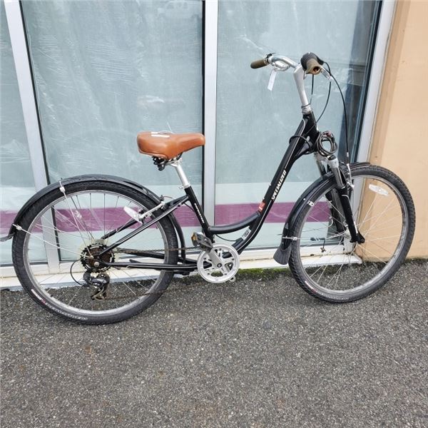 BLACK SPECIALIZED BIKE