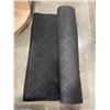 Image 2 : COMMERCIAL FLOOR MAT, APPROX. 4' X 6'