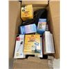 Image 1 : BOX WITH ASSORTED NEW GROW BULBS, SOCKET ASSEMBLY AND MORE