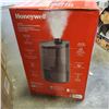 Image 2 : HONEYWELL ULTRASONIC COOL MIST HUMIDIFER TESTED AND WORKING