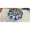 Image 2 : NEW SET OF 17 INCH PREMIUM WHEEL COVERS