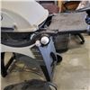 Image 2 : WEBER BBQ ON STAND