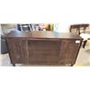 Image 8 : MAHOGANY FINISH BUFFET SERVING CABINET, IN VERY GOOD CONDITION