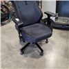 Image 2 : SECRET LAB GAMING CHAIR