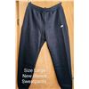 Image 1 : Clothes