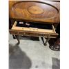 Image 3 : Drop front desk