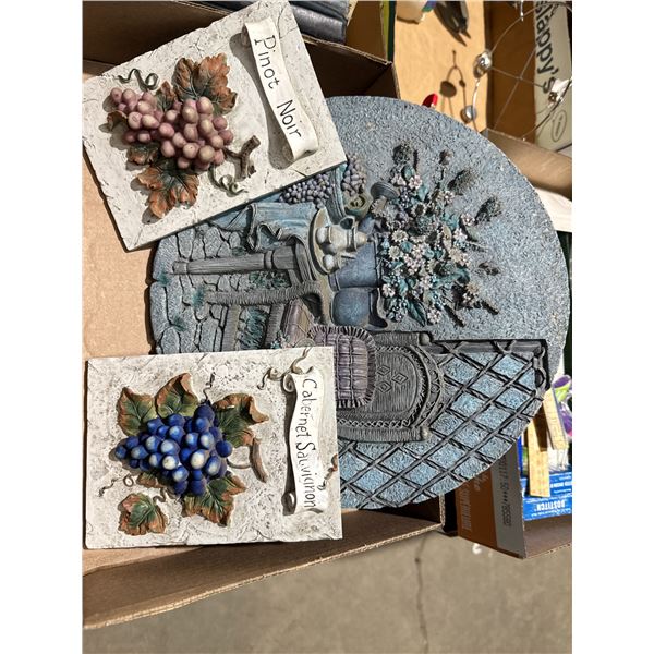 Decor tile tiles