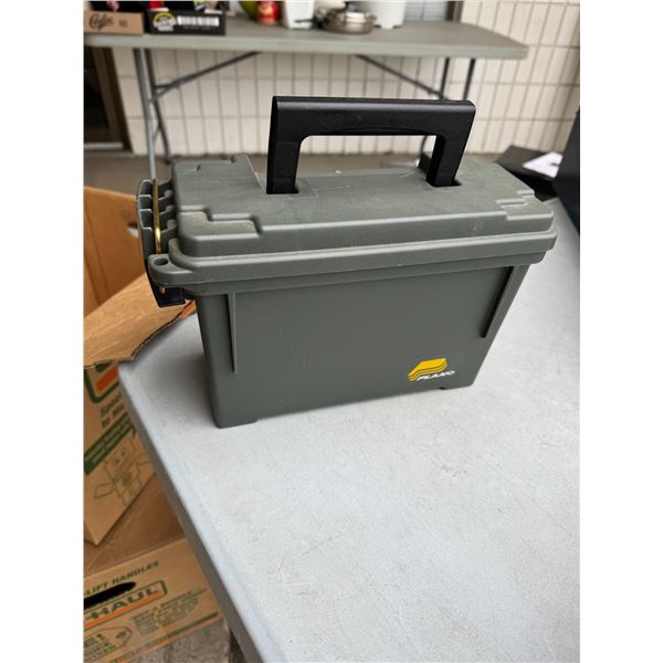 Plano case