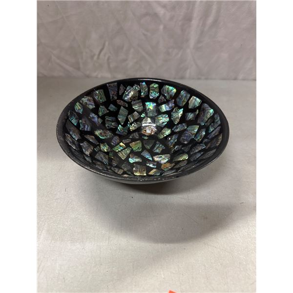 Fiordland pava shell bowl  Nwe Zealand