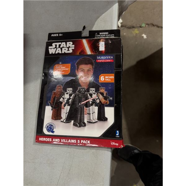 Star Wars paper craft heroes and villains five pack