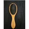 Image 2 : color prof- detangling brush