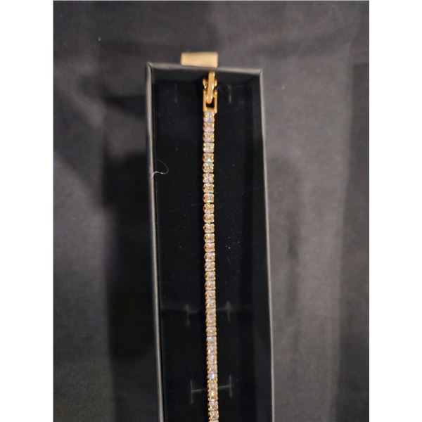 Platinum plated cuban link necklace- 19.5"long