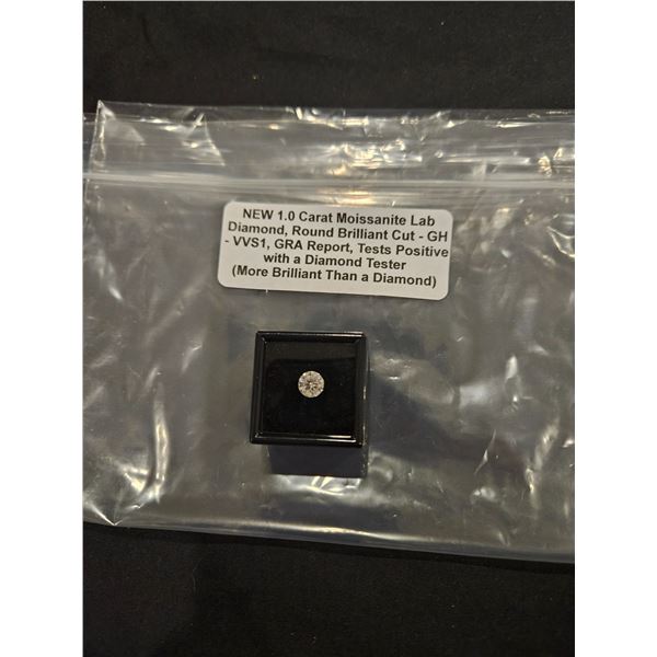1 carat Moissanite diamond