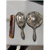 Image 2 : Vanity set