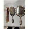 Image 3 : Vanity set