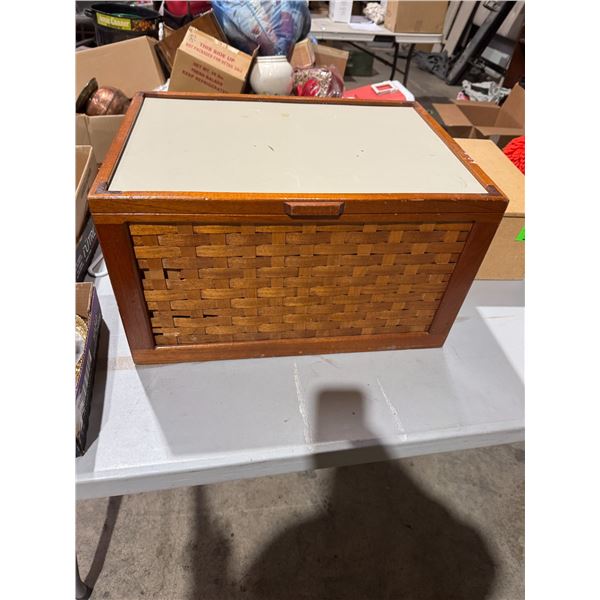 Storage box
