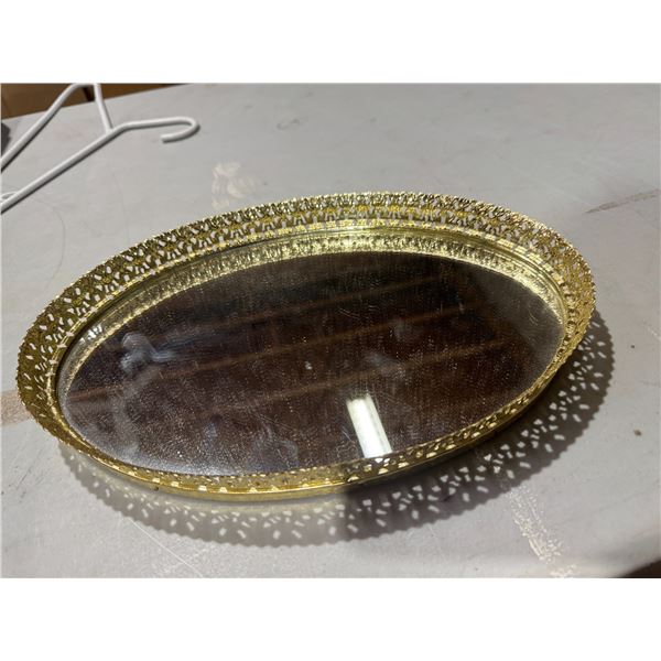 Vanity mirror