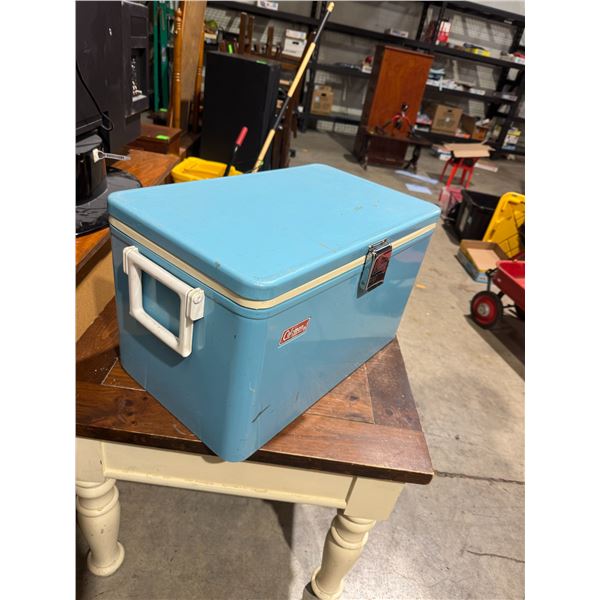 Vintage made in Canada Coleman cooler