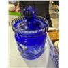Image 1 : Crystal lid blue biscuit jar
