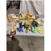 Image 1 : Painting supplies