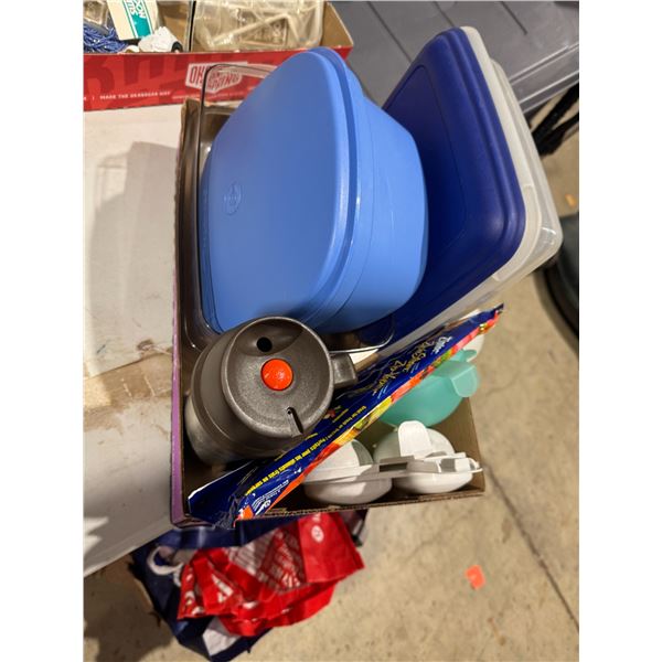 Tupperware and other kitchen items