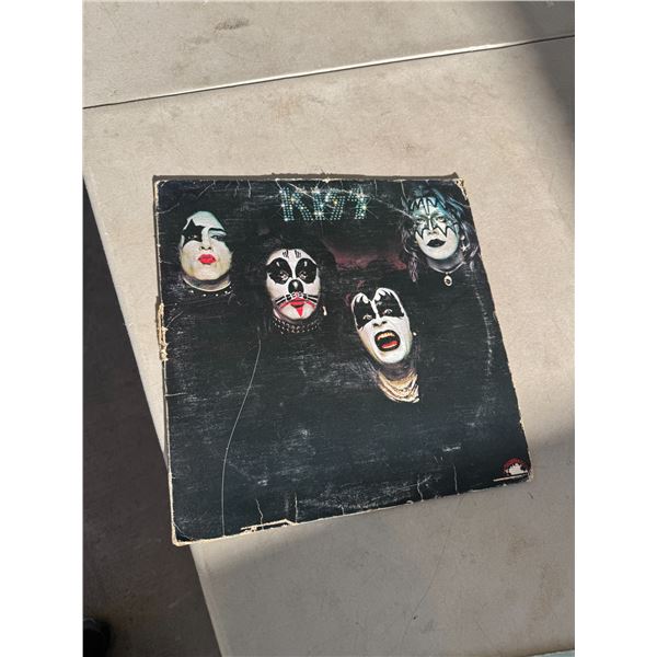 Kiss record