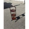 Image 1 : Teared stand