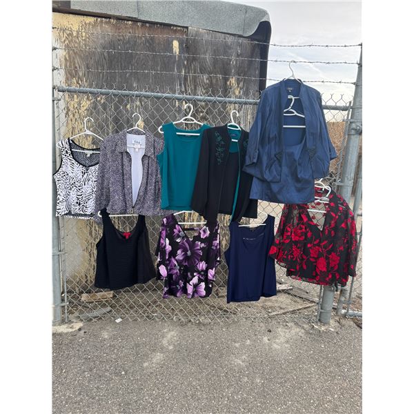 Assorted clothing size 18 mostly