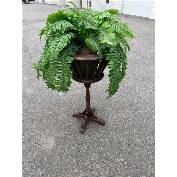 Plant stand with plant