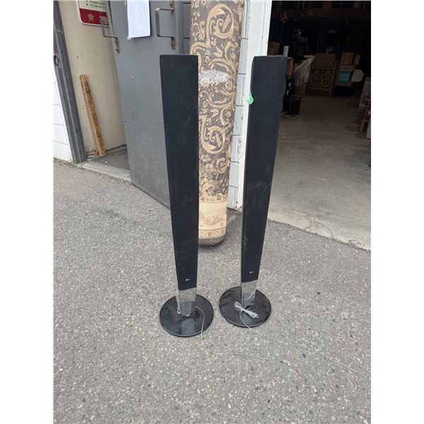LG speakers