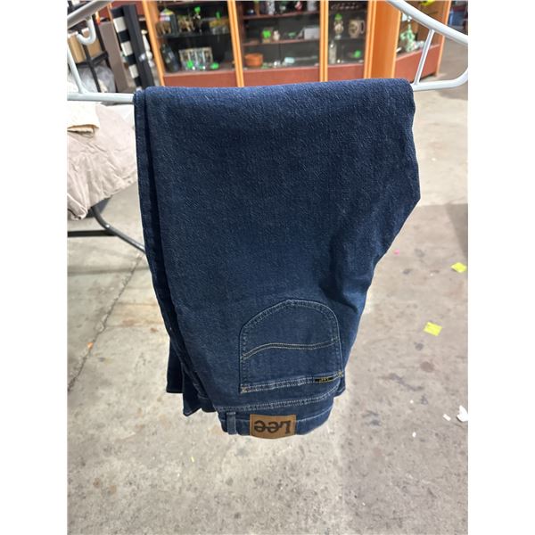 New lead jeans, size 14 short