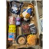 Image 1 : Assorted toys, etc.