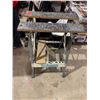 Image 1 : Work table
