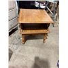 Image 1 : Side table