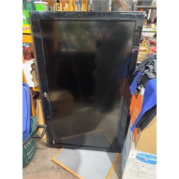 LG 55 inch TV with wall mount